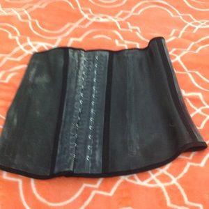 Waist trainer with boning structure ❌SOLD❌